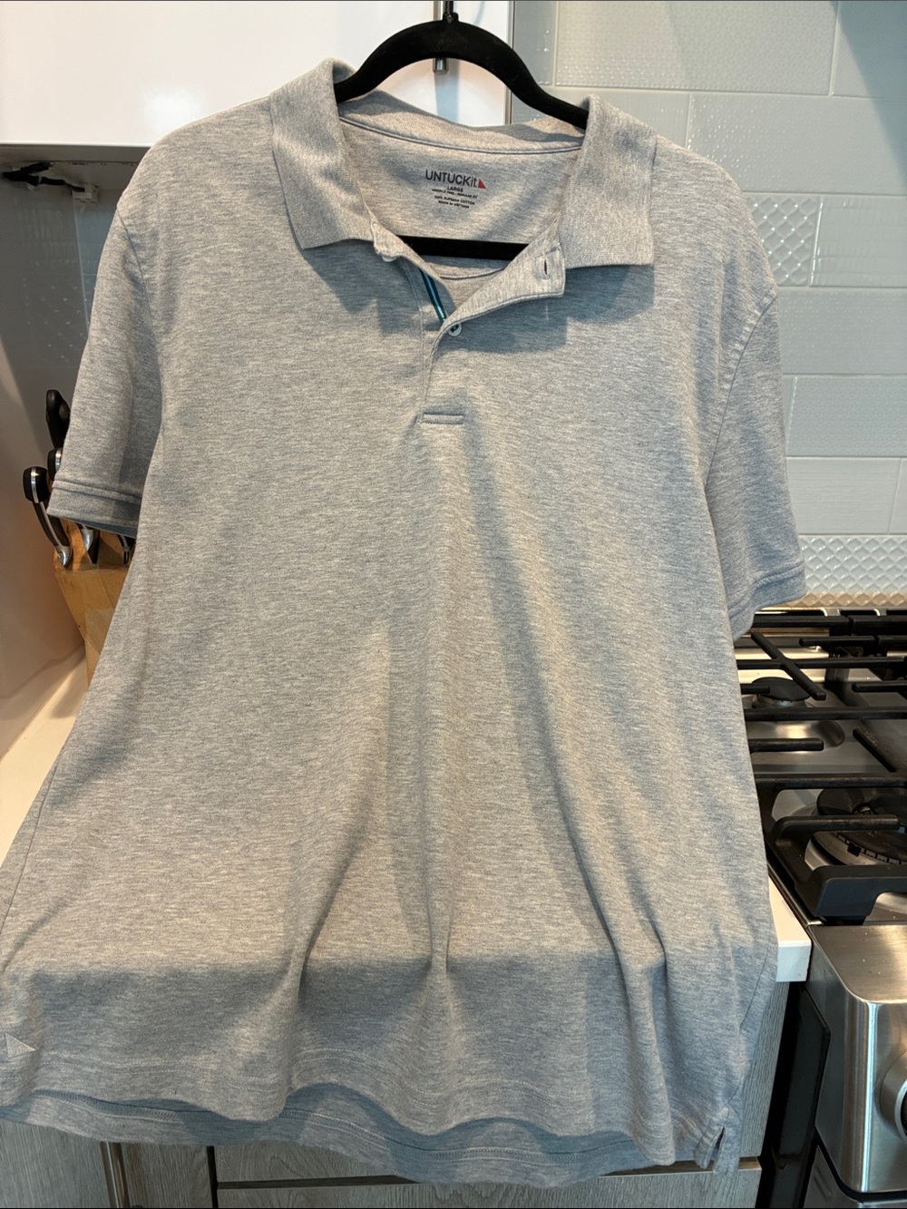 UNTUCKit polo L